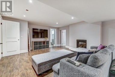 1569 WEMBURY ROAD Mississauga (Lorne Park) Ontario photo 32