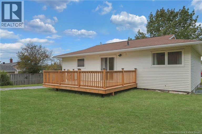 22 Park Hill Drive, Saint John, New Brunswick, E2J2V4