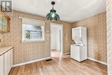 20 GORDON STREET Belleville (Belleville Ward) Ontario photo 10