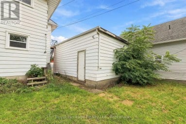 20 GORDON STREET Belleville (Belleville Ward) Ontario photo 42