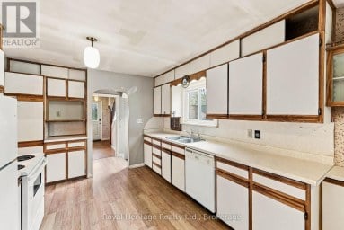 20 GORDON STREET Belleville (Belleville Ward) Ontario photo 8