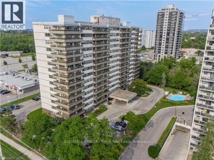 310 - 215 GLENRIDGE AVENUE E, St. Catharines (Glendale/Glenridge), Ontario, L2T3J7