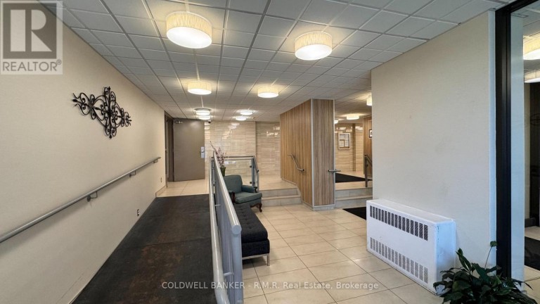310 - 215 GLENRIDGE AVENUE E, St. Catharines (Glendale/Glenridge), Ontario, L2T3J7