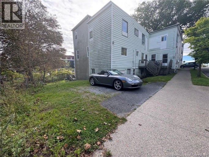 105 Victoria Street, Saint John, New Brunswick, E2K1L5