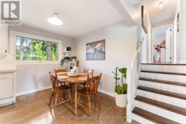 142 CAMPBELL STREET Collingwood Ontario photo 10