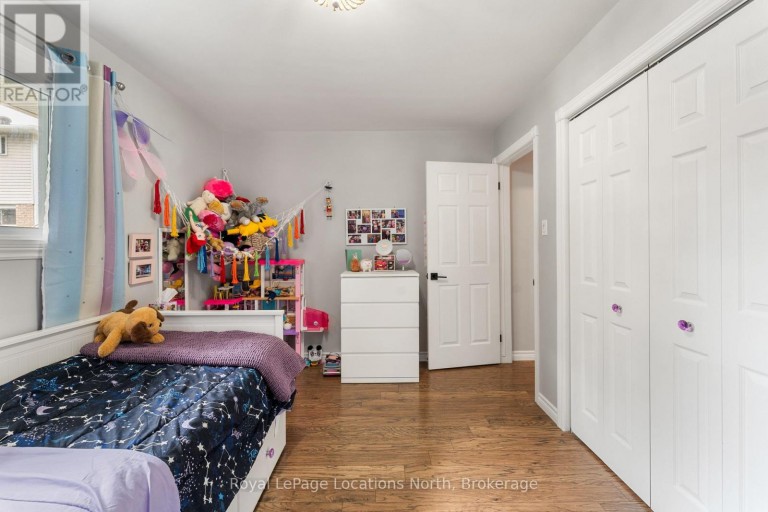 142 CAMPBELL STREET, Collingwood, Ontario, L9Y2K8