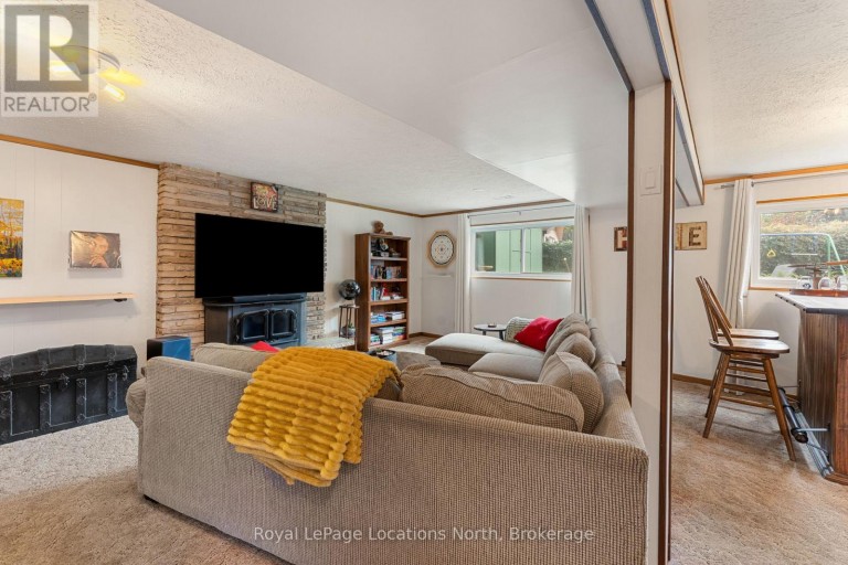 142 CAMPBELL STREET, Collingwood, Ontario, L9Y2K8