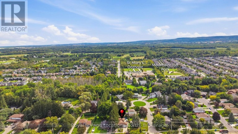 142 CAMPBELL STREET, Collingwood, Ontario, L9Y2K8