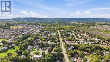 142 CAMPBELL STREET Collingwood Ontario photo 39