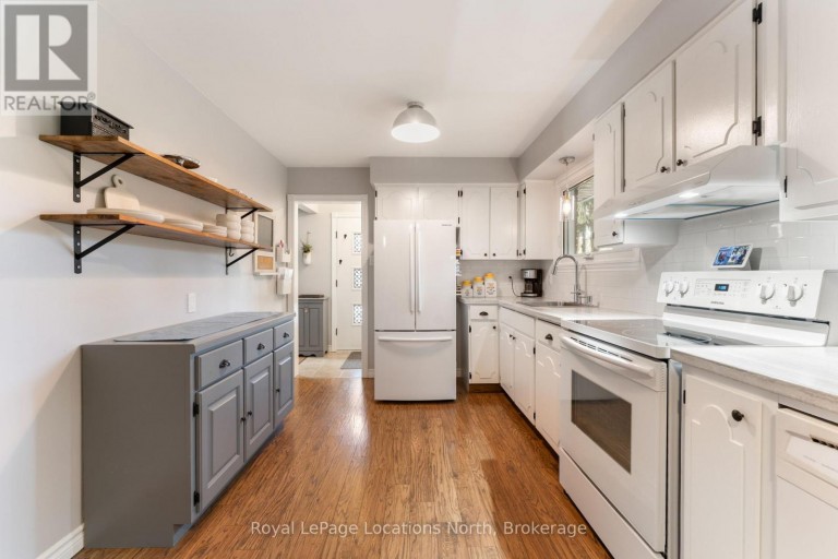 142 CAMPBELL STREET, Collingwood, Ontario, L9Y2K8