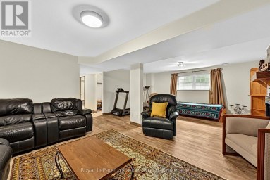 514 MILLER STREET Meaford Ontario photo 24