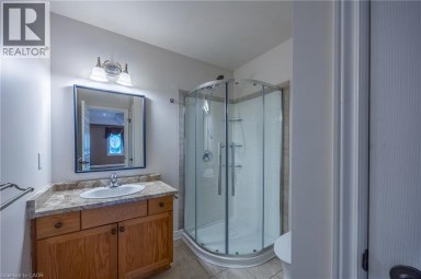 70 SPARROW Way Port Dover Ontario photo 19