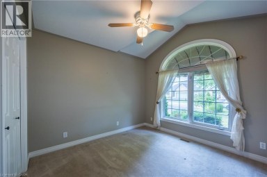 70 SPARROW Way Port Dover Ontario photo 27