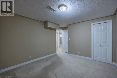 70 SPARROW Way Port Dover Ontario photo 35