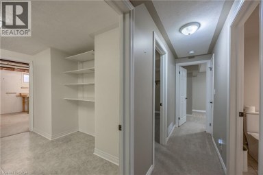 70 SPARROW Way Port Dover Ontario photo 36