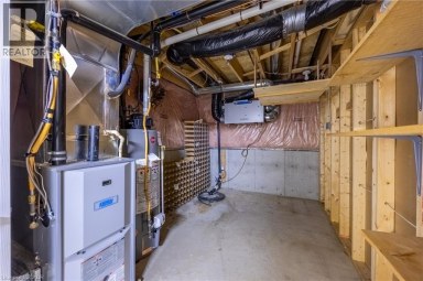 70 SPARROW Way Port Dover Ontario photo 41