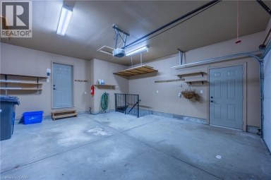70 SPARROW Way Port Dover Ontario photo 46