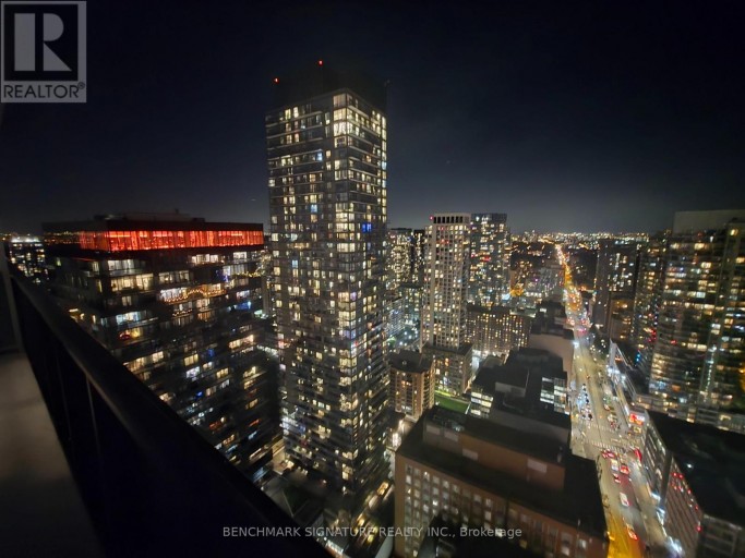 3311 - 8 EGLINTON AVENUE E, Toronto (Mount Pleasant West), Ontario, M4P0C1
