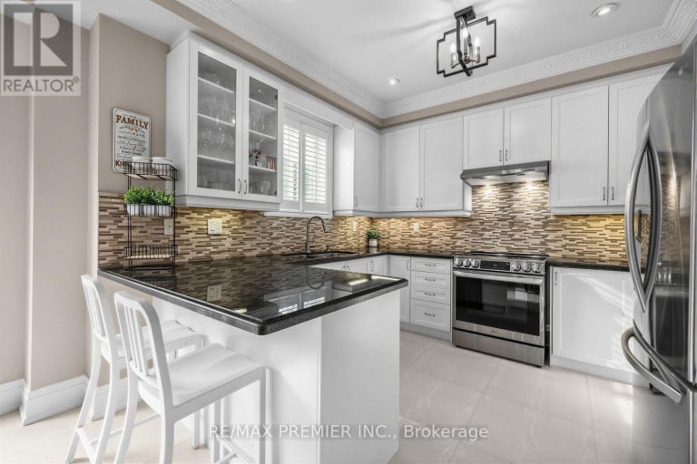 47 BERRY TRAIL, Vaughan (Vellore Village), Ontario, L4H2T4