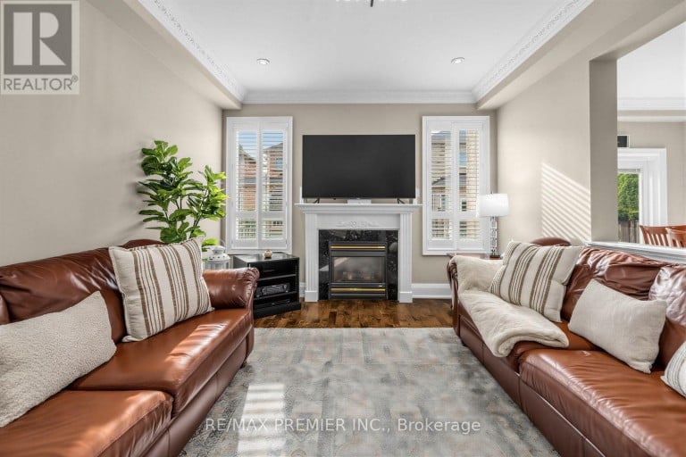 47 BERRY TRAIL, Vaughan (Vellore Village), Ontario, L4H2T4