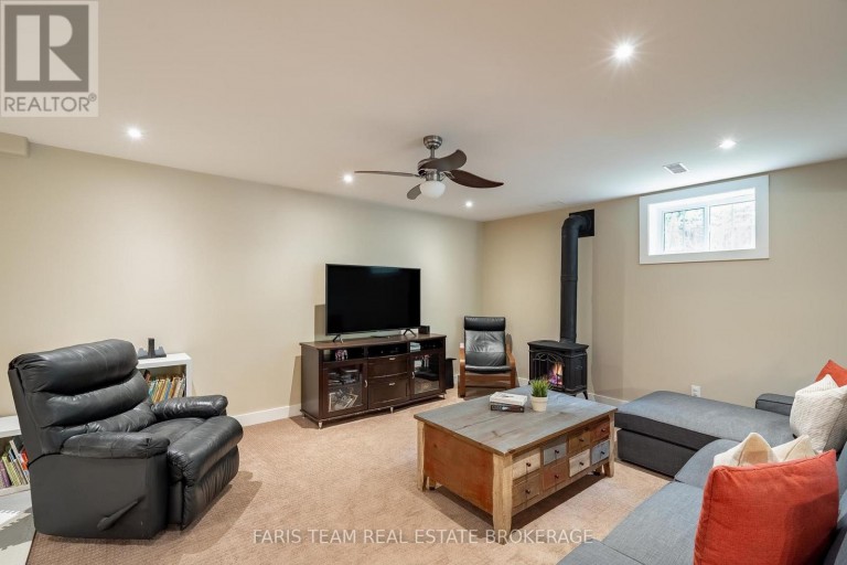 11 SNOWSHOE TRAIL, Oro-Medonte (Moonstone), Ontario, L0K1N0