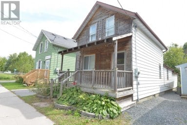 713 CHAMBERLAIN STREET Peterborough (Otonabee Ward 1) Ontario photo 1