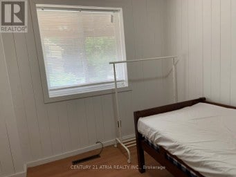 713 CHAMBERLAIN STREET Peterborough (Otonabee Ward 1) Ontario photo 17