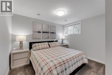 133 Rochester Way NW Calgary Alberta photo 33