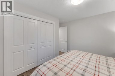 133 Rochester Way NW Calgary Alberta photo 34
