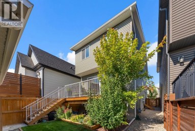 133 Rochester Way NW Calgary Alberta photo 37