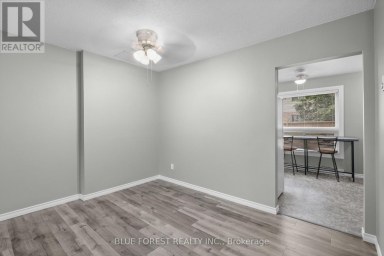 26 - 253 TAYLOR STREET London East (East C) Ontario photo 11