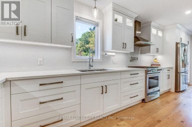 37450 LAKE LINE Southwold Ontario photo 9