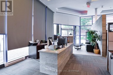 40 PETER STREET S Orillia Ontario photo 3