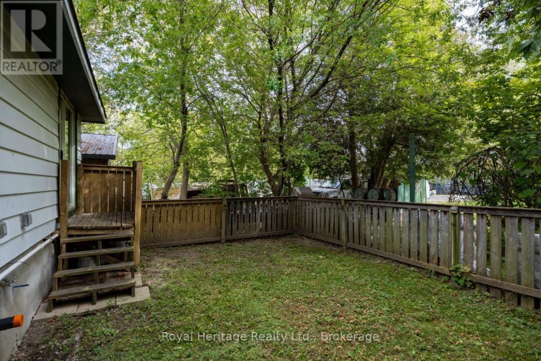 207 VALENCIA ROAD, Oshawa (Lakeview), Ontario, L1J1P2