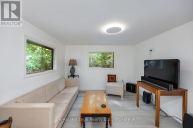 207 VALENCIA ROAD Oshawa (Lakeview) Ontario photo 9