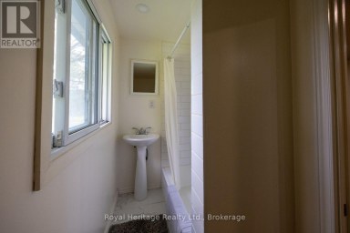 207 VALENCIA ROAD Oshawa (Lakeview) Ontario photo 37