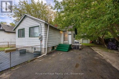 207 VALENCIA ROAD Oshawa (Lakeview) Ontario photo 4
