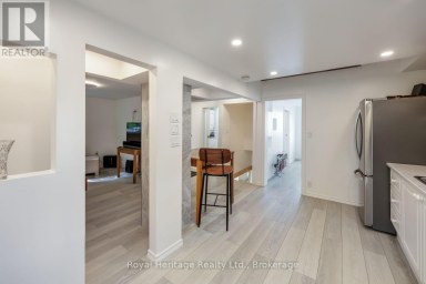 207 VALENCIA ROAD Oshawa (Lakeview) Ontario photo 6