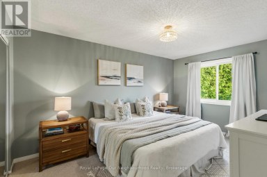 42 GLANVILLE CRESCENT Clarington (Bowmanville) Ontario photo 14