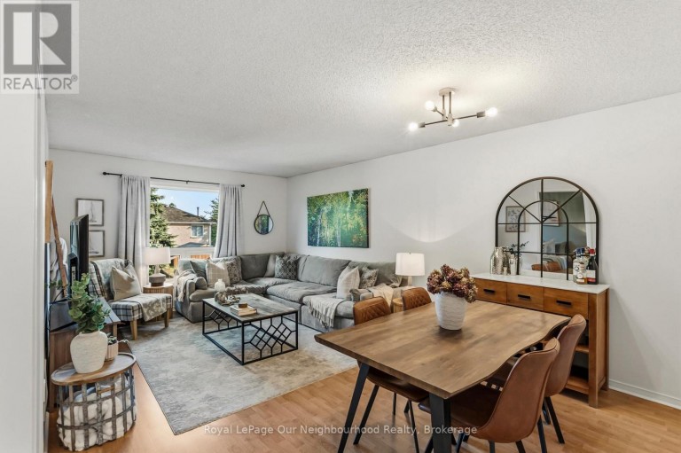42 GLANVILLE CRESCENT, Clarington (Bowmanville), Ontario, L1C4L7