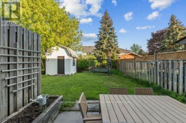 42 GLANVILLE CRESCENT Clarington (Bowmanville) Ontario photo 35