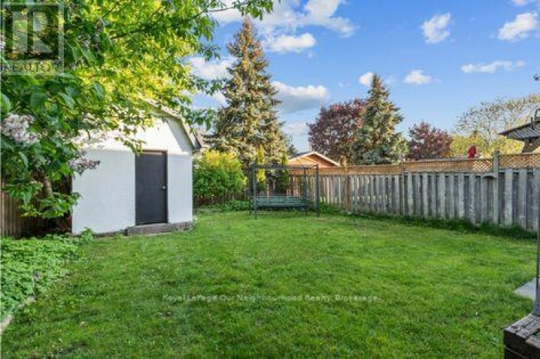 42 GLANVILLE CRESCENT, Clarington (Bowmanville), Ontario, L1C4L7