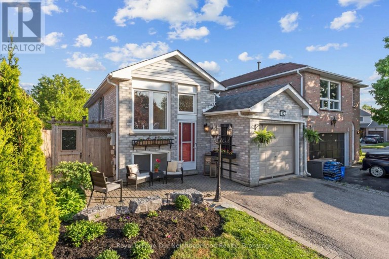 42 GLANVILLE CRESCENT, Clarington (Bowmanville), Ontario, L1C4L7