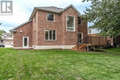 310 BRIARHILL DRIVE Stratford Ontario photo 30