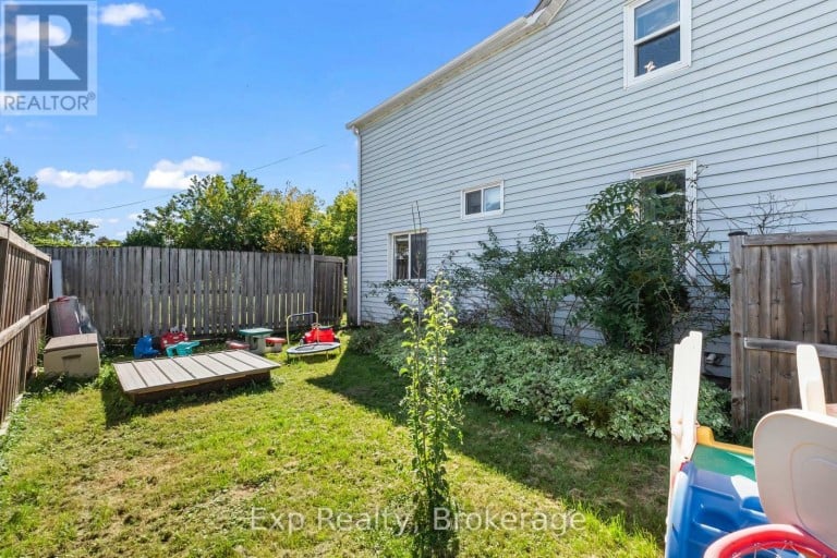 79 COLLEGE STREET E, Belleville (Belleville Ward), Ontario, K8P2E8
