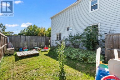 79 COLLEGE STREET E Belleville (Belleville Ward) Ontario photo 36