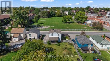 79 COLLEGE STREET E Belleville (Belleville Ward) Ontario photo 38