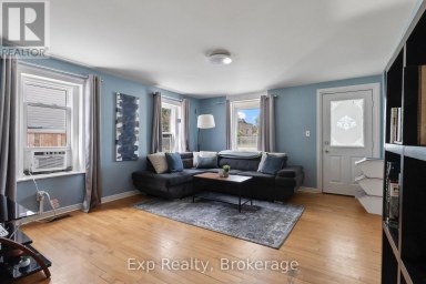 79 COLLEGE STREET E Belleville (Belleville Ward) Ontario photo 7