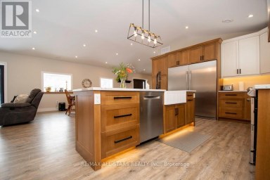 829 Peace Road, Kawartha Lakes (emily) Ontario