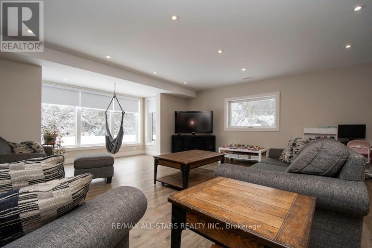 829 PEACE ROAD, Kawartha Lakes (Emily), Ontario, K0M2L0